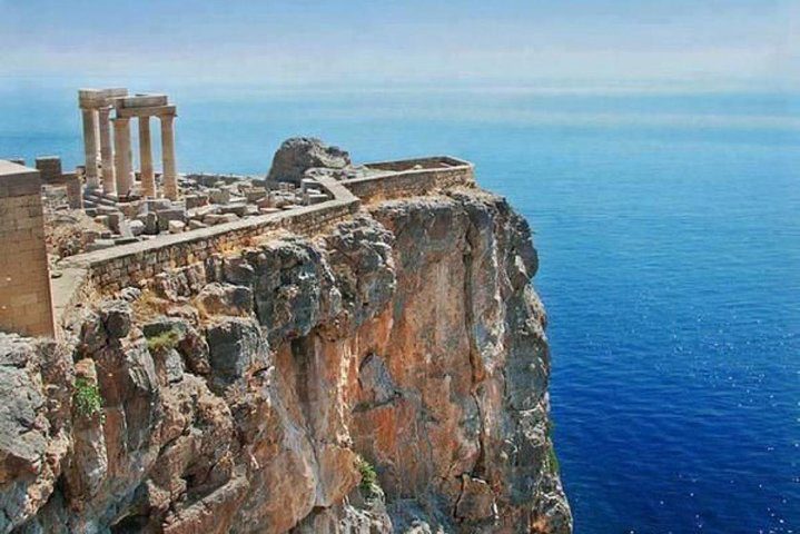 Cape Sounio Private Tour From Athens with Greek Traditional Food