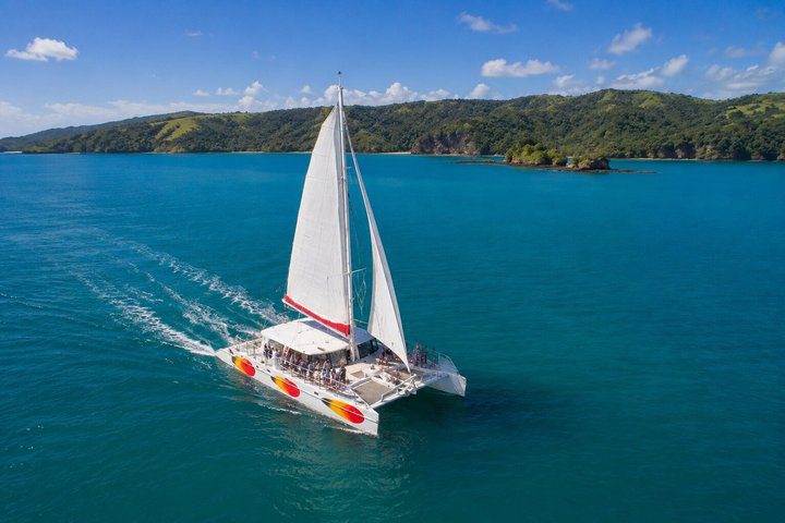 Private Sailing Charter Samaná Cayo Levantado Day Trip
